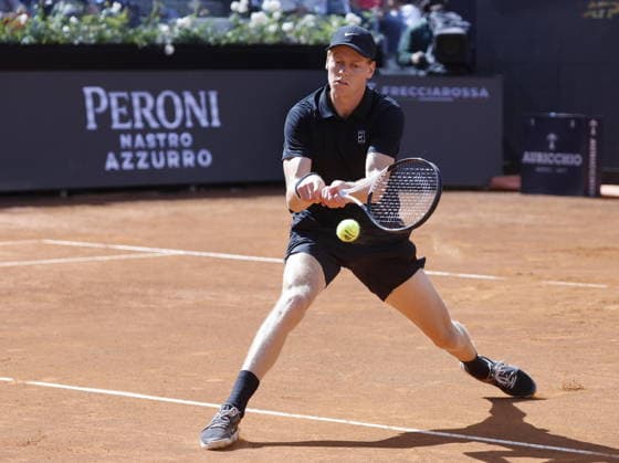 May 16, 2026, Rome, ITALY: Jannik Sinner of Italy in action during his men s singles semi final match against Daniil Medvedev of Russia (not pictured) at the Italian Open tennis tournament in Rome, Italy, 16 May 2026. ANSA FABIO FRUSTACI. Italian Open Tennis Tournament  - ZUMAa110 20260516_zaf_a110_019 Copyright: xFabioxFrustacix