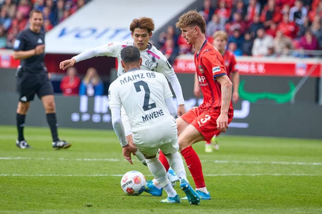 Kaishu Sano 1 FSV Mainz 05, 06 , Phillipp Mwene 1 FSV Mainz 05, 02 and Jan Schoeppner 1 FC Heidenheim, 03 GER, 1 FC Heidenheimn vs FSV Mainz 05, Football, Men, 1 Bundesliga, Matchday 34, Season 2025 2026, 16 05 2026 DFL, DFB regulations prohibit any use of photographs as image sequences and or quasi video GER, 1 FC Heidenheimn vs FSV Mainz 05, Fußball, Herren, 1 Bundesliga, 34 Spieltag, Spielzeit 2025 2026, 16 05 2026 Heidenheim Copyright: xEibner-Pressefoto GeraldxOelze-dexStoppanyx EP_ODS