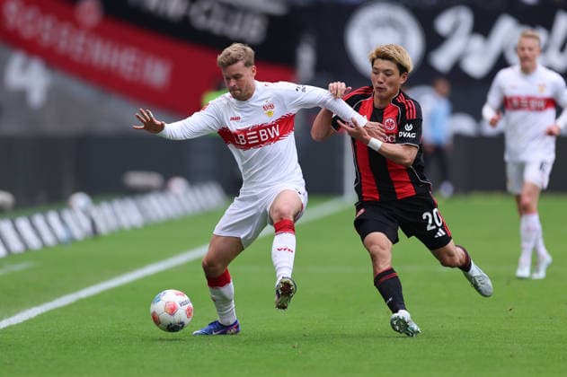 16 05 2026, Soccer Bundesliga, Eintracht Frankfurt VfB Stuttgart, v l , Maximilian Mittelstädt VfB Stuttgart , Ritsu Doan Eintracht Frankfurt DFL DFB REGULATIONS PROHIBIT ANY USE OF PHOTOGRAPHS AS IMAGE SEQUENCES AND OR QUASI VIDEO xdcx Copyright: HMBxMedia Claus