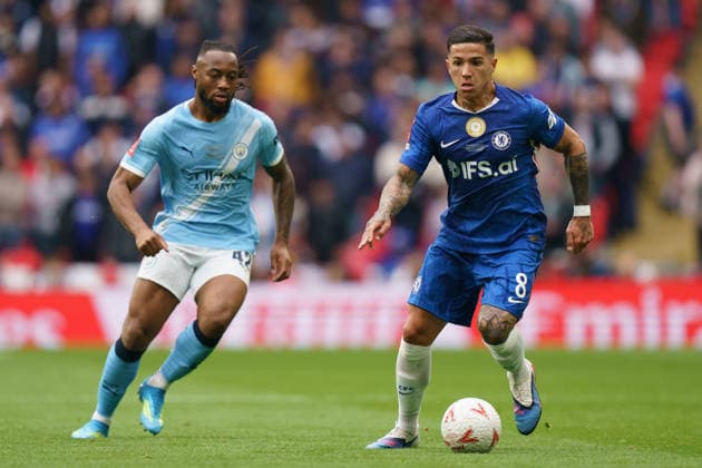 Chelsea v Manchester City, Emirates FA Cup Final Enzo Fernandez of Chelsea under pressure from Antoine Semenyo of Manchester City during the Chelsea v Manchester City Emirates FA Cup Final match at Wembley Stadium, London, England on 16 May 2026 Credit: Dylan Hepworth Every Second Media Editorial use only. All images are copyright Every Second Media Limited. No images may be reproduced without prior permission. Copyright: xIMAGO EveryxSecondxMediax ESM-1997-0056 DylanxHepworthx xEveryxSecondxMediax