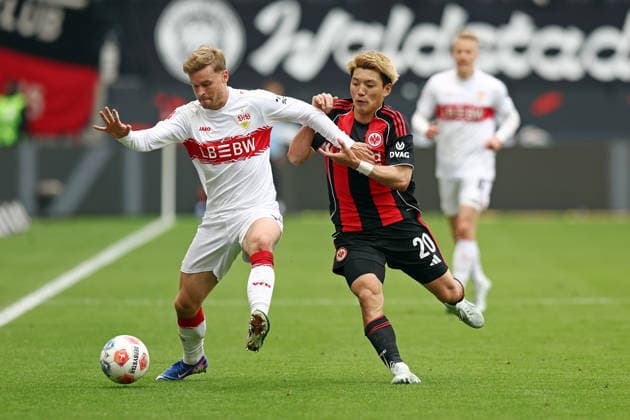 16 05 2026, xovx, Fußball Fußball Bundesliga, Eintracht Frankfurt VfB Stuttgart v l Maximilian Mittelstädt VfB Stuttgart , Ritsu Doan Eintracht Frankfurt DFL DFB REGULATIONS PROHIBIT ANY USE OF PHOTOGRAPHS as IMAGE SEQUENCES and or QUASI VIDEO emspor Frankfurt