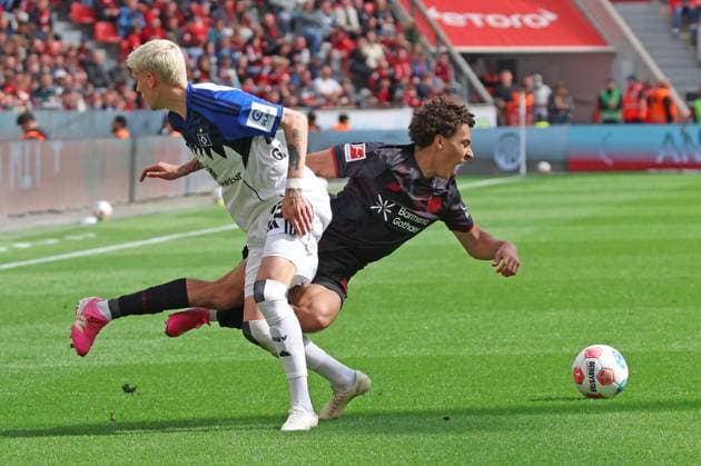 v l Montrell Culbreath Bayer Leverkusen 42 , Jonas Meffert Hamburger SV 23 GER, Bayer 04 Leverkusen vs Hamburger SV, Football, 1 Bundesliga , 34 Matchday, Season 2025 2026, 16 05 2026 DFL DFB REGULATIONS PROHIBIT ANY USE OF PHOTOGRAPHS as IMAGE SEQUENCES and or QUASI VIDEO GER, Bayer 04 Leverkusen vs Hamburger SV, Football, 1 Bundesliga , 34 Matchday, Season 2025 2026, 16 05 2026 Leverkusen Copyright: xEibner-Pressefotox xThomasxStoecx EP_TSR