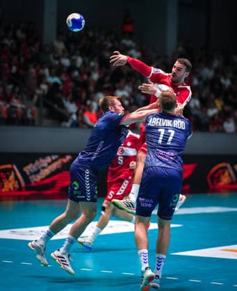 Turkiye v Norway - World Handball Championship Qualifiers ANKARA, TURKIYE - MAY 16: Magnus Abelvik (77) of Norway competes against his opponent during the 2027 IHF Men s World Handball Championship European Qualifiers phase 3 second-leg match between Turkiye and Norway at Prof. Dr. Yasar Sevim Handball Hall in Ankara, Turkiye, on May 16, 2026. Ercin Erturk Anadolu Ankara Turkey. Editorial use only. Please get in touch for any other usage.  Copyright: x2026xAnadoluxErcinxErturkx