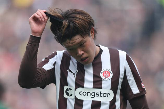 Soccer 1 Bundesliga 34 Matchday FC St Pauli VfL Wolfsburg on 16 05 2026 at Millerntor Stadion in Hamburg Tomoya Ando St Pauli disappointed DFL regulations prohibit any use of photographs as image sequences and or quasi video xJRx