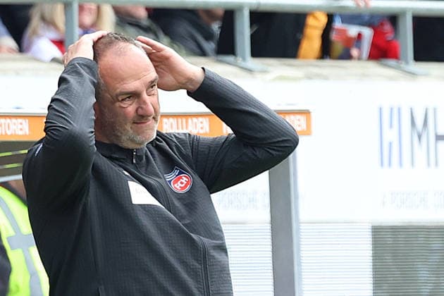 16 05 2026, xrekx, Fussball 1 Bundesliga, 1 FC Heidenheim FSV Mainz 05 v l Frank Schmidt Trainer 1 FC Heidenheim 1846 enttaeuscht, enttäuscht, schaut enttaeuscht, niedergeschlagen, disappointed DFL DFB REGULATIONS PROHIBIT ANY USE OF PHOTOGRAPHS as IMAGE SEQUENCES and or QUASI VIDEO Heidenheim