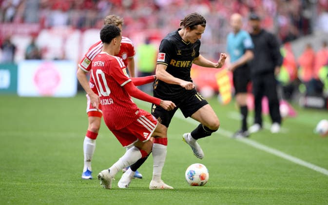 Soccer 1 Bundesliga Season 2025 2026 34 Matchday FC Bayern Muenchen 1 FC Koeln 16 05 2026 Jamal Musiala left, FC Bayern Muenchen vs Jakub Kaminski right, 1 FC Koeln