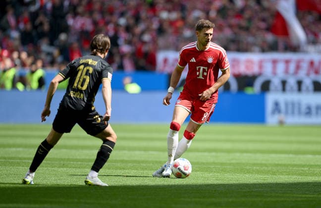 Soccer 1 Bundesliga Season 2025 2026 34 Matchday FC Bayern Muenchen 1 FC Koeln 16 05 2026 Jakub Kaminski left, 1 FC Koeln vs Leon Goretzka right, FC Bayern Muenchen