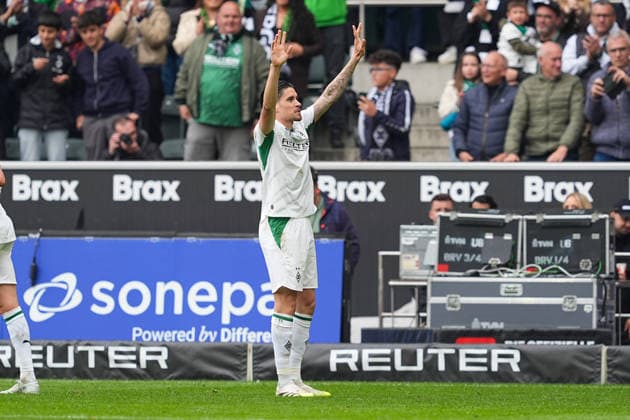 16 05 2026, xydrx, Men, Soccer, 1 Bundesliga, Borussia Mönchengladbach TSG 1899 Hoffenheim, Saison 2025 2026, Borussia Park Goal celebration after the goal to 3 0 for Borussia Mönchengladbach by scorer Kevin Diks Borussia Mönchengladbach, 4 DFB regulations prohibit any use of photographs as image sequences and or quasi video Copyright: HMBxMedia YannisxDreimann