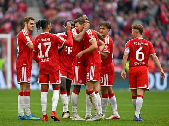 16 05 2026, Soccer Bundesliga 2025 2026, 34 Matchday, FC Bayern Munich 1 FC Cologne, at the Allianz Arena Munich, f l Josip Stanisic Bayern Munich , Michael Olise FC Bayern Munich , Dayot Upamecano FC Bayern Munich , Jonathan Tah FC Bayern Munich , Leon Goretzka FC Bayern Munich , Tom Bischof Bayern Munich and Joshua Kimmich FC Bayern Munich say goodbye DFL and DFB regulations prohibit any use of photographs as image sequences and or quasi video