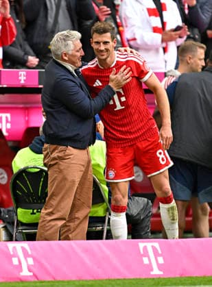 16 05 2026, Soccer Bundesliga 2025 2026, Matchday 34, FC Bayern Munich 1 FC Cologne, in the Allianz Arena Munich, f l Bastian Schweinsteiger Germany and Leon Goretzka FC Bayern Munich DFL and DFB regulations prohibit any use of photographs as image sequences and or quasi video