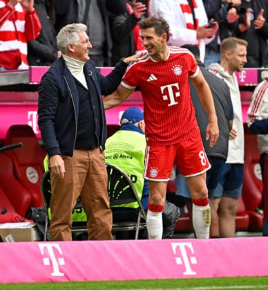 16 05 2026, Soccer Bundesliga 2025 2026, Matchday 34, FC Bayern Munich 1 FC Cologne, in the Allianz Arena Munich, f l Bastian Schweinsteiger Germany and Leon Goretzka FC Bayern Munich DFL and DFB regulations prohibit any use of photographs as image sequences and or quasi video
