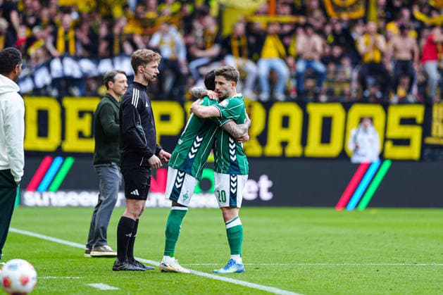 Substitution Leonardo Bittencourt SV Werder Bremen, 10 GER, SV Werder Bremen vs Borussia Dortmund, Football, Bundesliga, Matchday 30, Season 2025 2026, 16 05 2026 DFL REGULATES PROHIBIT ANY USE OF PHOTOGRAPHS AS IMAGE SEQUENCES AND OR QUASI VIDEO GER, SV Werder Bremen vs Borussia Dortmund, Football, Bundesliga, Matchday 30, Season 2025 2026, 16 05 2026 Bremen Copyright: xEibner-Pressefoto MarcelxvonxFehrnx EP_MFN