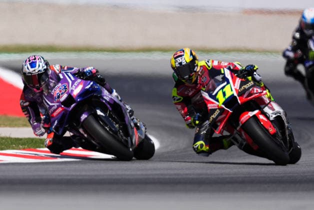 May 16, 2026, Barcelona, Barcelona, Spain: MONTMELO, SPAIN - MAY 16: Jack Miller 43 of Prima Pramac Yamaha MotoGP and Diogo Moreira 11 of Pro Honda LCR in action during the MotoGP Tissot Sprint at the MotoGP Grand Prix of Catalunya at Circuit de Barcelona-Catalunya on May 16, 2026 in Montmelo, Spain. Barcelona Spain - ZUMAs316 20260516_znp_s316_075 Copyright: xMartixSeguraxRamonedax