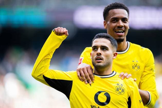 16 05 2026 Football, 2025 2026, 1 Bundesliga, Matchday 34, SV Werder Bremen Borussia Dortmund L R Yan Couto Dortmund celebrates after his goal to 0 2 with Felix Nmecha Dortmund DFL REGULATIONS PROHIBIT ANY USE OF PHOTOGRAPHS AS IMAGE SEQUENCES AND OR QUASI VIDEO