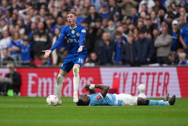 Chelsea v Manchester City FA Cup Final, Football, Wembley Stadium, London, UK - 16 May 2026 Cole Palmer of Chelsea complains after bringing down Abdukodir Khusanov of Manchester City. London Wembley Stadium London UK, UK NEWSPAPERS OUT Copyright: xSeanxRyanx