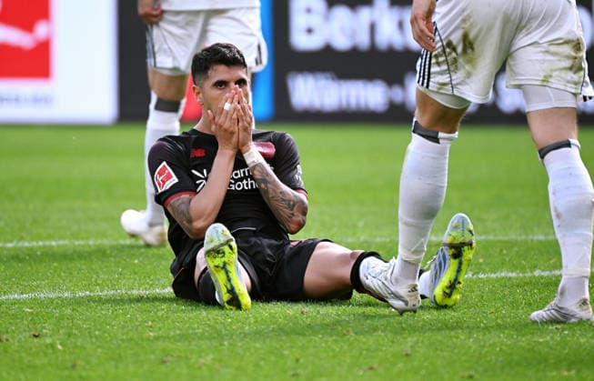 Football, Bundesliga, Germany, Men, Season 2025 2026, Matchday 34, BayArena Leverkusen Bayer Leverkusen Hamburger SV 1 1 Exequiel Palacios LEV Disappointment, Frustration, Action