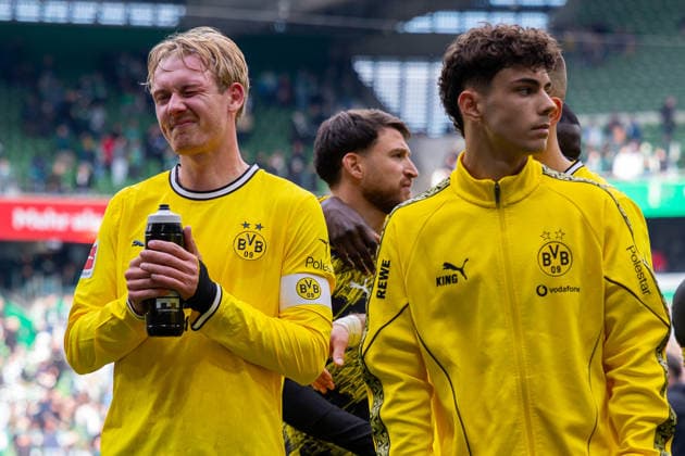 16 05 2026, Matchday 34 in Bundesliga 1, SV Werder Bremen Borussia Dortmund v l Julian Brandt Borussia Dortmund , Samuele Inacio Borussia Dortmund Bremen Weserstadion Bremen Germany xRHR PHOTO DEx Copyright: DennisxEwert RHR-FOTOx RHR-FOTO DE