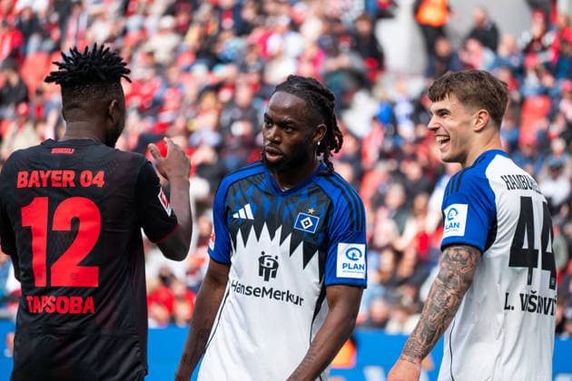 Germany Bundesliga 2025 2026 Bayer 04 Leverkusen vs Hamburger SV 34 Matchday Bay Arena Stadion Leverkusen Facial expression, emotions Luka Vu kovi Hamburger SV, 44 Edmond Tapsoba Bayer 04 Leverkusen, 12 Copyright: xOrhanxHabashx