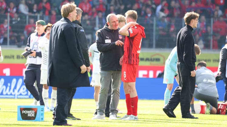 16 05 2026, xrekx, Fußball 1 Bundesliga, 1 FC Heidenheim FSV Mainz 05 v l Spielende Frank Schmidt Trainer 1 FC Heidenheim 1846 Patrick Mainka 1 FC Heidenheim 1846 DFL DFB REGULATIONS PROHIBIT ANY USE OF PHOTOGRAPHS as IMAGE SEQUENCES and or QUASI VIDEO Heidenheim