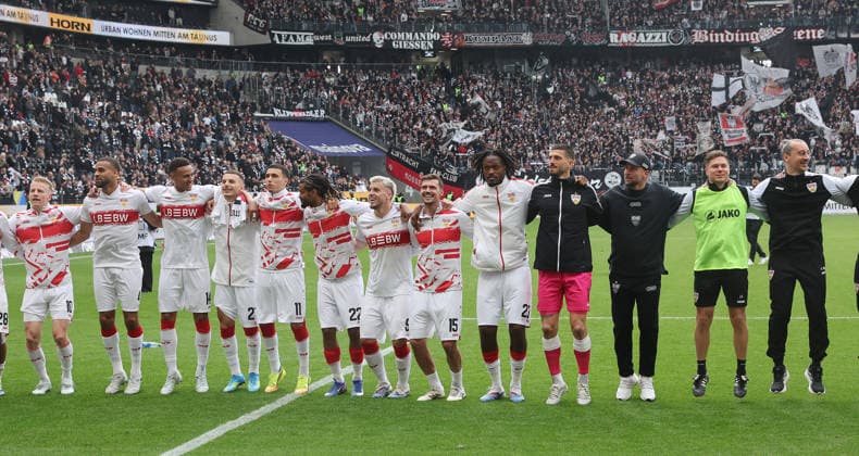 Frankfurt , Bundesliga soccer Eintracht Frankfurt vs VfB Stuttgart , VfB cheers