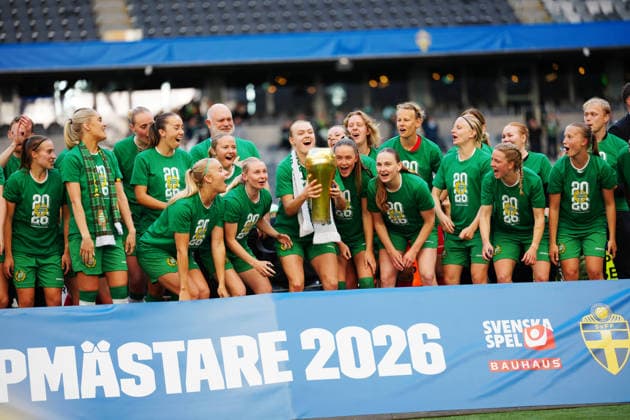 STOCKHOLM, SWEDEN 20260516 Hammarby s team celebrates after becoming cup champions in Saturday s final match of the Swedish Cup between Hammarby IF and BK Häcken FF at 3Arena STOCKHOLM SWEDEN x10658x  Copyright: xMagnusxLejhall TTx SWEDISH CUP FINAL HAMMARBY HOCKEY