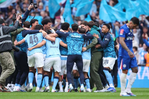 Chelsea v Manchester City - Emirates FA Cup Final Manchester City players celebrate after winning the Emirates FA Cup Final match between Chelsea and Manchester City on May 16, 2026 in London, England. WARNING! This Photograph May Only Be Used For Newspaper And Or Magazine Editorial Purposes. May Not Be Used For Publications Involving 1 player, 1 Club Or 1 Competition Without Written Authorisation From Football DataCo Ltd. For Any Queries, Please Contact Football DataCo Ltd on +44 (0) 207 864 9121 London Wembley Stadium England United Kingdom Copyright: xAllstarxPicturexLibraryxLtdx