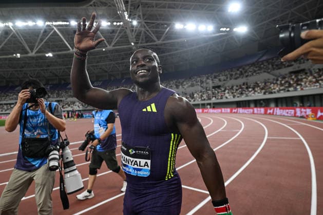 Wanda Diamond League 2026 - Shanghai Keqiao SHAOXING, CHINA - MAY 16: Ferdinand Omanyala of Kenya smiles and waves to the crowd after being initially announced as the winner, before a photo finish corrected his placement to second in the men s 100m race at the Yangtze River Delta Athletics Diamond Gala, the Shanghai Keqiao leg and opening meeting of the 2026 Wanda Diamond League circuit, at the China Textile City Sports Center in Keqiao, Shaoxing, Zhejiang province, China, on May 16, 2026. Artur Widak Anadolu Zhejiang China. Editorial use only. Please get in touch for any other usage.  Copyright: x2026xAnadoluxArturxWidakx
