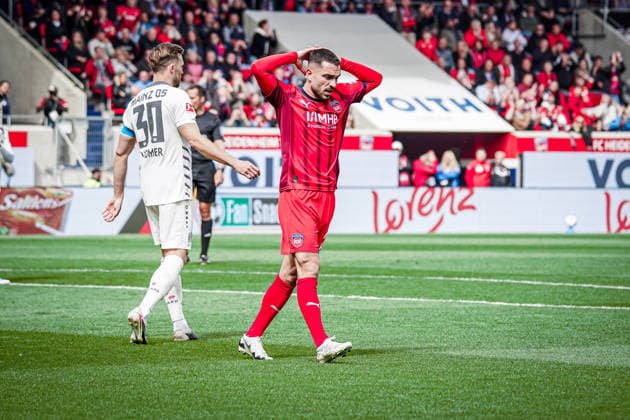 Germany Soccer 1 Bundesliga 2025 2026 , Matchday 34 1 FC Heidenheim vs 1 FSV Mainz 05 Voith Arena Heidenheim an der Brenz Arijon Ibrahimovic 1 FC Heidenheim, 22 Mimic, gesture, gesture Copyright: xBennetxLongx