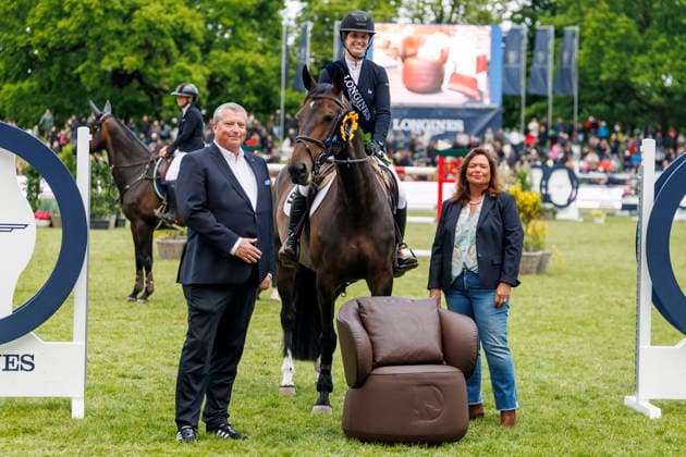 HAMBURG Al Shira aa 95 German Jumping and Dressage DERBY 2026, HAMBURG Al Shira aa 95 German Jumping and Dressage DERBY 2026 CONTER Emilie BEL , Portobella van de Fruitkorf Special award ceremony most successful amazon Prize giving ceremony LONGINES Grand Prix of Hamburg Al Shira aa CSI5 Tour CSI5 Int jumping competition with jump off 1,60m Hamburg, Jenischpark, Derby Park Klein Flottbek 16 May 2026