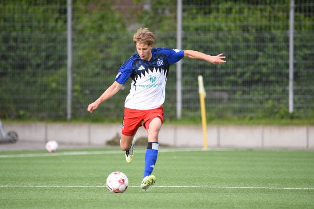 Soccer, Season 2025 26, Regionalliga Nord, Hamburger SV II U21 BW Lohne, Stadion Hoheluft Hamburg , 16 05 2026, Matchday 34 Benjamin William Lamce 13, HSV Hamburg Germany