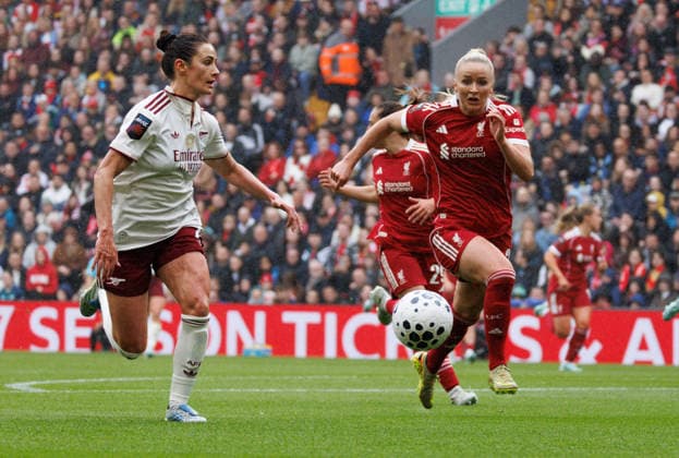 Liverpool FC Women v Arsenal Women at Anfield Emily Fox of Arsenal Women in action during the Barclays Women™s Super League match against Liverpool FC Women at Anfield in Liverpool, England, on May 16, 2026., Credit:Victoria Cropper Vicky Pearson Avalon UK, Merseyside, Liverpool, Anfield  Copyright: xVictoriaxCropperx xVickyxPearsonx xAvalonx 1099524144
