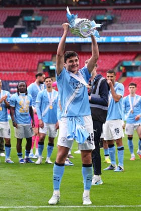 Chelsea v Manchester City - Emirates FA Cup Final Abdukodir Khusanov of Manchester City celebrates with Trophy after winning the Emirates FA Cup Final match between Chelsea and Manchester City on May 16, 2026 in London, England. WARNING! This Photograph May Only Be Used For Newspaper And Or Magazine Editorial Purposes. May Not Be Used For Publications Involving 1 player, 1 Club Or 1 Competition Without Written Authorisation From Football DataCo Ltd. For Any Queries, Please Contact Football DataCo Ltd on +44 (0) 207 864 9121 London Wembley Stadium England United Kingdom Copyright: xAllstarxPicturexLibraryxLtdx