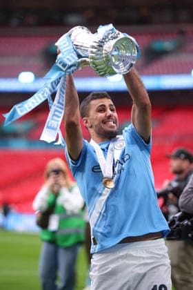 Chelsea v Manchester City - Emirates FA Cup Final Rodri of Manchester City celebrates with Trophy after winning the Emirates FA Cup Final match between Chelsea and Manchester City on May 16, 2026 in London, England. WARNING! This Photograph May Only Be Used For Newspaper And Or Magazine Editorial Purposes. May Not Be Used For Publications Involving 1 player, 1 Club Or 1 Competition Without Written Authorisation From Football DataCo Ltd. For Any Queries, Please Contact Football DataCo Ltd on +44 (0) 207 864 9121 London Wembley Stadium England United Kingdom Copyright: xAllstarxPicturexLibraryxLtdx