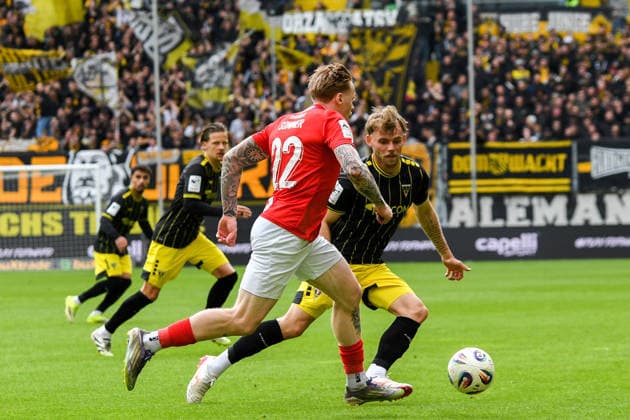 v li Leon Sommer TSV Havelse, 22 , Mika Schroers Alemannia Aachen , 27 , duel, duel, tackle, tackling, dynamics, action, action, 16 05 2026, Aachen Germany , football, 3 Liga, TSV Alemannia Aachen TSV Havelse, football, 3 Liga, TSV Alemannia Aachen TSV Havelse, DFB DFL REGULATIONS PROHIBIT ANY USE OF PHOTOGRAPHS AS IMAGE SEQUENCES AND OR QUASI VIDEO xmhx