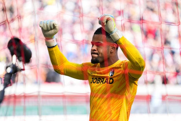 1 Bundesliga SC Freiburg vs RB Leipzig, 16 05 2026 Noah Atubolu SC Freiburg, 1 after the final whistle happy about the victory and the conference place 1 Bundesliga SC Freiburg vs RB Leipzig, Europa Park Stadion, 16 05 2026 DFB DFL REGULATIONS PROHIBIT ANY USE OF PHOTOGRAPHS AS IMAGE SEQUENCES AND OR QUASI VIDEO Copyright: xBEAUTIFULxSPORTS Boscox