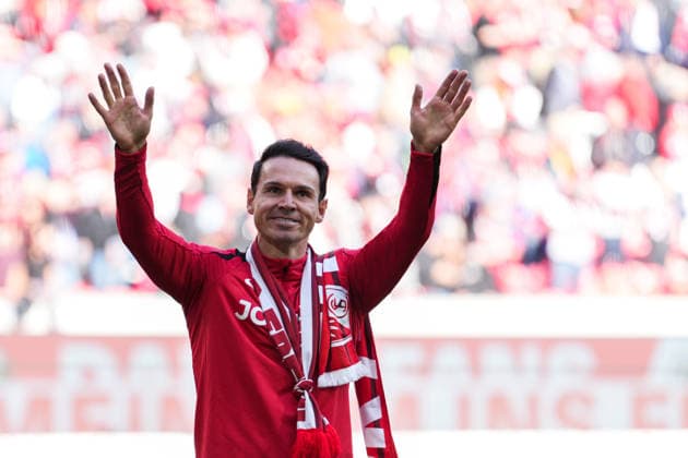 1 Bundesliga SC Freiburg vs RB Leipzig, 16 05 2026 Nicolas Höfler SC Freiburg, 27 thanking the fans 1 Bundesliga SC Freiburg vs RB Leipzig, Europa Park Stadion, 16 05 2026 DFB DFL REGULATIONS PROHIBIT ANY USE OF PHOTOGRAPHS AS IMAGE SEQUENCES AND OR QUASI VIDEO Copyright: xBEAUTIFULxSPORTS Boscox