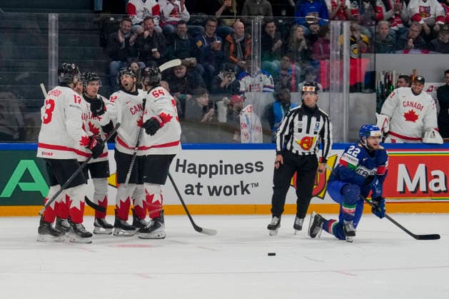 FRIBOURG, SWITZERLAND MAY 16 Team Canada celebrates Evan Bouchard of Canada 3rd L for his goal during the 2026 IIHF Ice Hockey World Championship Switzerland game between Italy and Canada at BCF Arena on May 16, 2026 in Fribourg, Fribourg Fribourg BCF Arena Fribourg Switzerland Copyright: xJustPictures.ch JarixPestelaccix jp-en-EuSpIm-JP6_JAR_Italy_Canada_16May2026_00077
