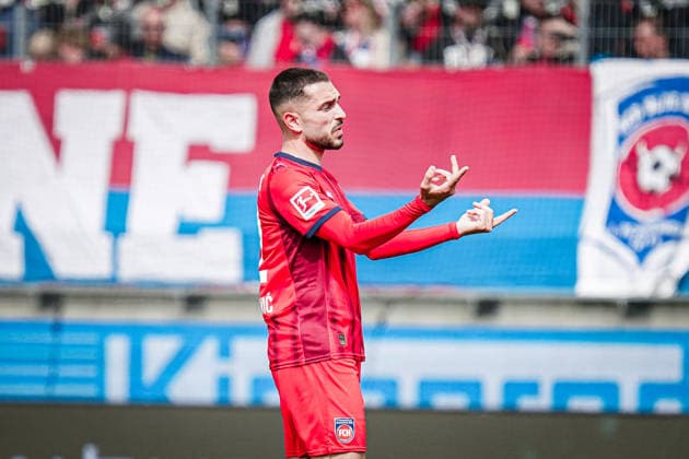 Germany Soccer 1 Bundesliga 2025 2026 , Matchday 34 1 FC Heidenheim vs 1 FSV Mainz 05 Voith Arena Heidenheim an der Brenz Arijon Ibrahimovic 1 FC Heidenheim, 22 Mimic, gesture, gesture Copyright: xBennetxLongx
