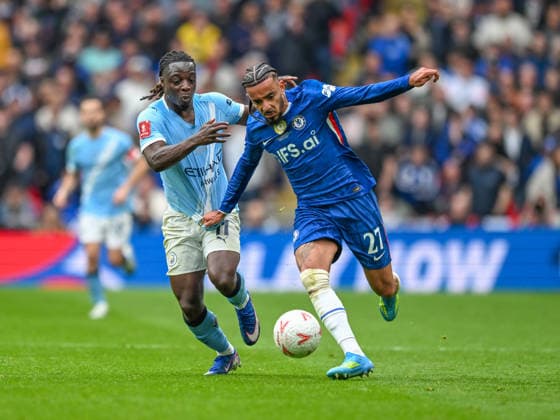 Chelsea v Manchester City Emirates FA Cup Malo Gusto of Chelsea and Jeremy Doku of Manchester City battles for the ball during the Emirates FA Cup Final between Chelsea and Manchester City at Wembley Stadium, London 16 05 2026 UK Newspapers OUT Copyright: xKarlxVallantinex FIL-23441-0140