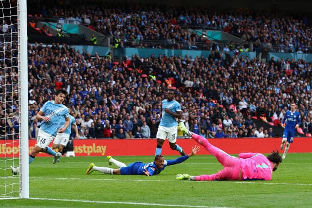 FA Cup Final: Chelsea v Manchester City LONDON, UK - 16th May 2026: Joao Pedro of Chelsea appeals for a penalty during the FA Cup Final between Chelsea FC and Manchester City FC at Wembley Stadium (Credit: Craig Mercer Alamy Live News) London Wembley Stadium England United Kingdom Copyright: xCraigxMercerx xPeakxActionxPhotosx