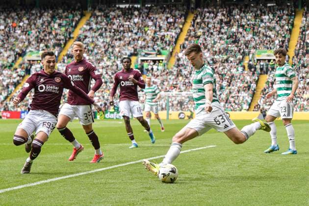 Celtic v Heart of Midlothian William Hill Premiership Alexandros Kyziridis of Heart of Midlothian handles the ball in the box and gives away a penalty kick to Celtic after Kieran Tierney crosses the ball during the William Hill Premiership match at Celtic Park, Glasgow 16 05 2026 UK Newspapers OUT Copyright: xJamiexJohnstonx FIL-23440-0256