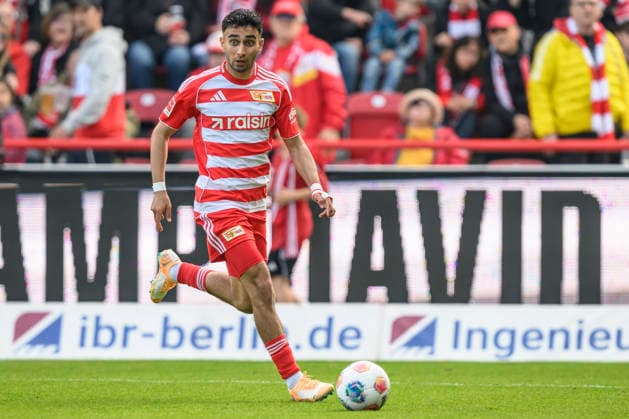 v l Livan Burcu 1 FC Union Berlin, 09 , GER, Berlin, 1 FC Union Berlin vs FC Augsburg, 1 Bundesliga, Football, DFB, last matchday, Season 2025 2026, Alte Försterei, 16 May 2026, DFB DFL REGULATIONS PROHIBIT ANY USE OF PHOTOGRAPHS AS IMAGE SEQUENCES AND OR QUASI VIDEO, Copyright: HMBxMedia UwexKoch