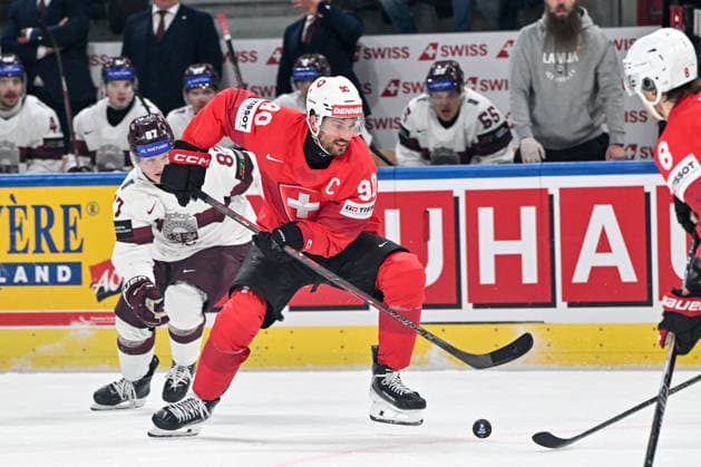 ZURICH, SWITZERLAND MAY 16 Roman Josi of Switzerland in action during the 2026 IIHF Ice Hockey World Championship Switzerland game between Switzerland and Latvia at Swiss Life Arena on May 16, 2026 in Zurich, Zurich Zurich Swiss Life Arena Zurich Switzerland Copyright: xJustPictures.ch AndreaxBrancax jp-en-EuSpIm-JP7_ANB_Sui_Lat_16052026_4088