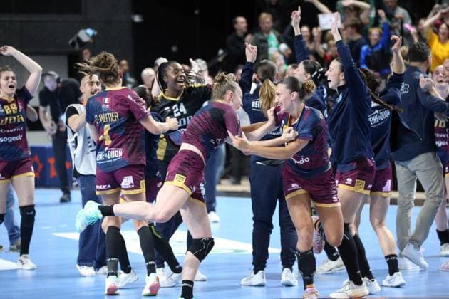 handball, ehf european league, 1 2 finale, dijon - esztergom NICOLAS GOISQUE MAXPPP - 16-5-2026, 18h00, handball, ehf european league, 1 2 finale, jda bourgogne dijon - mol esztergom, danse de joie des dijonnaises après le match  Copyright: xMAXPPPxNICOLASxGOISQUEx GSQ202605167259 GSQ202605167259