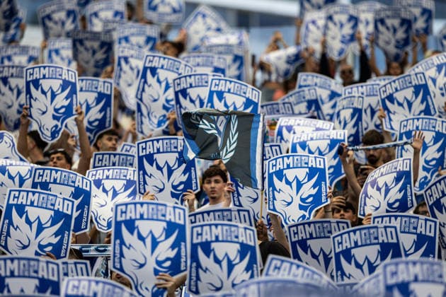 May 16, 2026, Porto, Porto, Portugal: FC Porto fans with champions prop before the Liga Portugal Betclic 25 26 match between FC Porto and Santa Clara at Estadio do Dragao on May 16 2026, in Porto, Portugal. Soccer 2026: Porto X Santa Clara  - ZUMAa269 20260516_zsp_a269_014 Copyright: xSandroxAlemaox