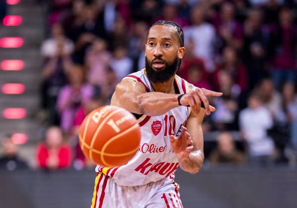 Davion Mintz Fitness First Wuerzburg Baskets, 10 with a pass Telekom Baskets Bonn Fitness First Würzburg Baskets 16 05 2026 Basketball, easyCredit Basketball Bundesliga, Playoffs, Quarterfinals Game 1, GER, Bonn, Telekom Dome Bonn Copyright: HMBxMedia xMarcoxBader