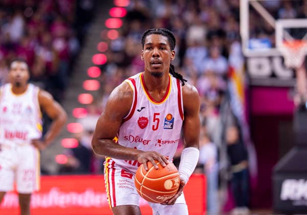 Marcus Carr Fitness First Wuerzburg Baskets, 5 on free throw Telekom Baskets Bonn Fitness First Würzburg Baskets 16 05 2026 Basketball, easyCredit Basketball Bundesliga, Playoffs, Quarterfinals Game 1, GER, Bonn, Telekom Dome Bonn Copyright: HMBxMedia xMarcoxBader