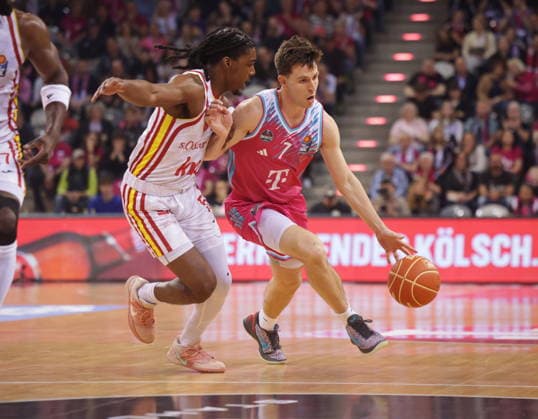 Grayson Murphy Telekom Baskets Bonn vs Fitness First Würzburg Baskets Playoffs Quarterfinals Game 1 Season 2025 26