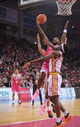 Jeff Garrett Telekom Baskets Bonn vs Fitness First Würzburg Baskets Playoffs Quarterfinals Game 1 Season 2025 26