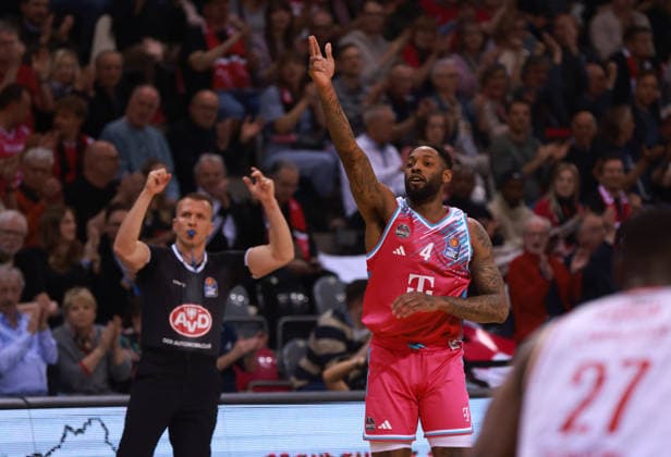 Jeff Garrett Bonn , Bonn, Germany, 16 05 2026, Basketball Bundesliga, 1 Quarterfinal, Telekom Baskets Bonn vs Fitness First Würzburg Baskets